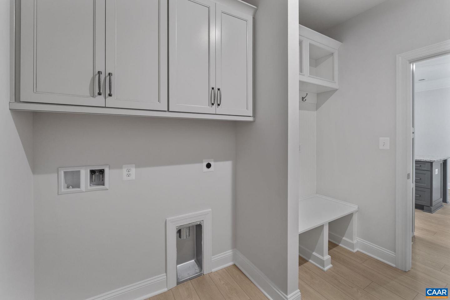 313 SPRINGDALE RD, WAYNESBORO, Virginia 22980, 3 Bedrooms Bedrooms, ,2 BathroomsBathrooms,Residential,For sale,313 SPRINGDALE RD,668621 MLS # 668621