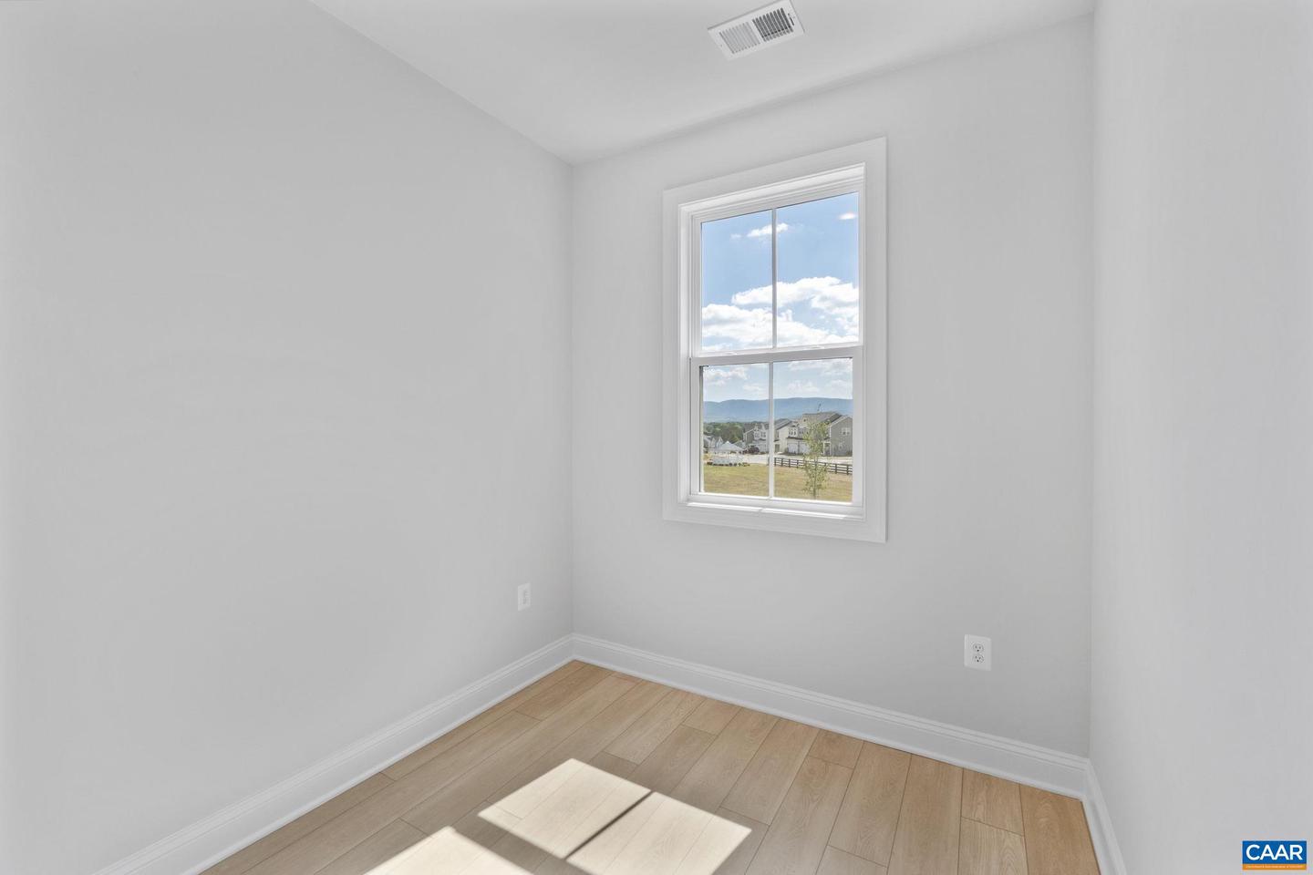 313 SPRINGDALE RD, WAYNESBORO, Virginia 22980, 3 Bedrooms Bedrooms, ,2 BathroomsBathrooms,Residential,For sale,313 SPRINGDALE RD,668621 MLS # 668621