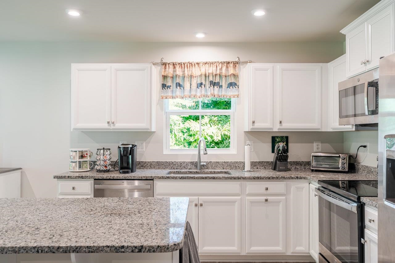 82 SHORT PEAK DR, MCGAHEYSVILLE, Virginia 22840, 3 Bedrooms Bedrooms, ,2 BathroomsBathrooms,Residential,82 SHORT PEAK DR,668656 MLS # 668656