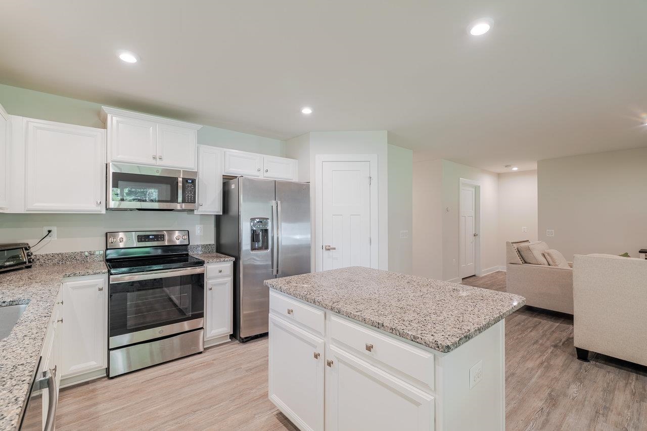 82 SHORT PEAK DR, MCGAHEYSVILLE, Virginia 22840, 3 Bedrooms Bedrooms, ,2 BathroomsBathrooms,Residential,82 SHORT PEAK DR,668656 MLS # 668656