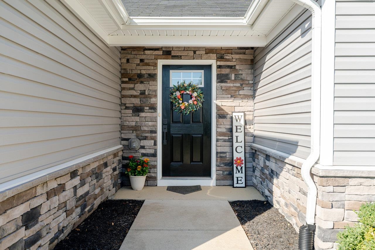 82 SHORT PEAK DR, MCGAHEYSVILLE, Virginia 22840, 3 Bedrooms Bedrooms, ,2 BathroomsBathrooms,Residential,82 SHORT PEAK DR,668656 MLS # 668656