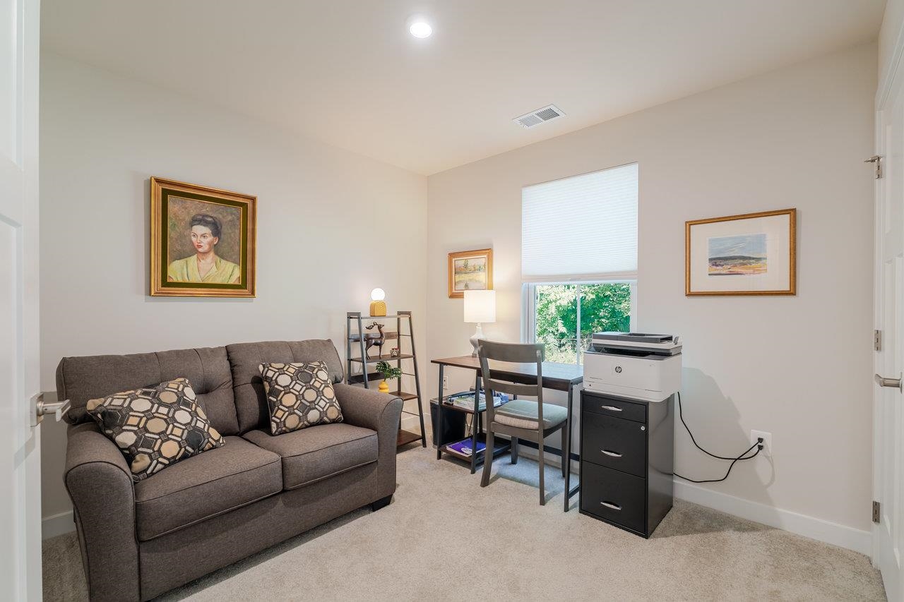 82 SHORT PEAK DR, MCGAHEYSVILLE, Virginia 22840, 3 Bedrooms Bedrooms, ,2 BathroomsBathrooms,Residential,82 SHORT PEAK DR,668656 MLS # 668656