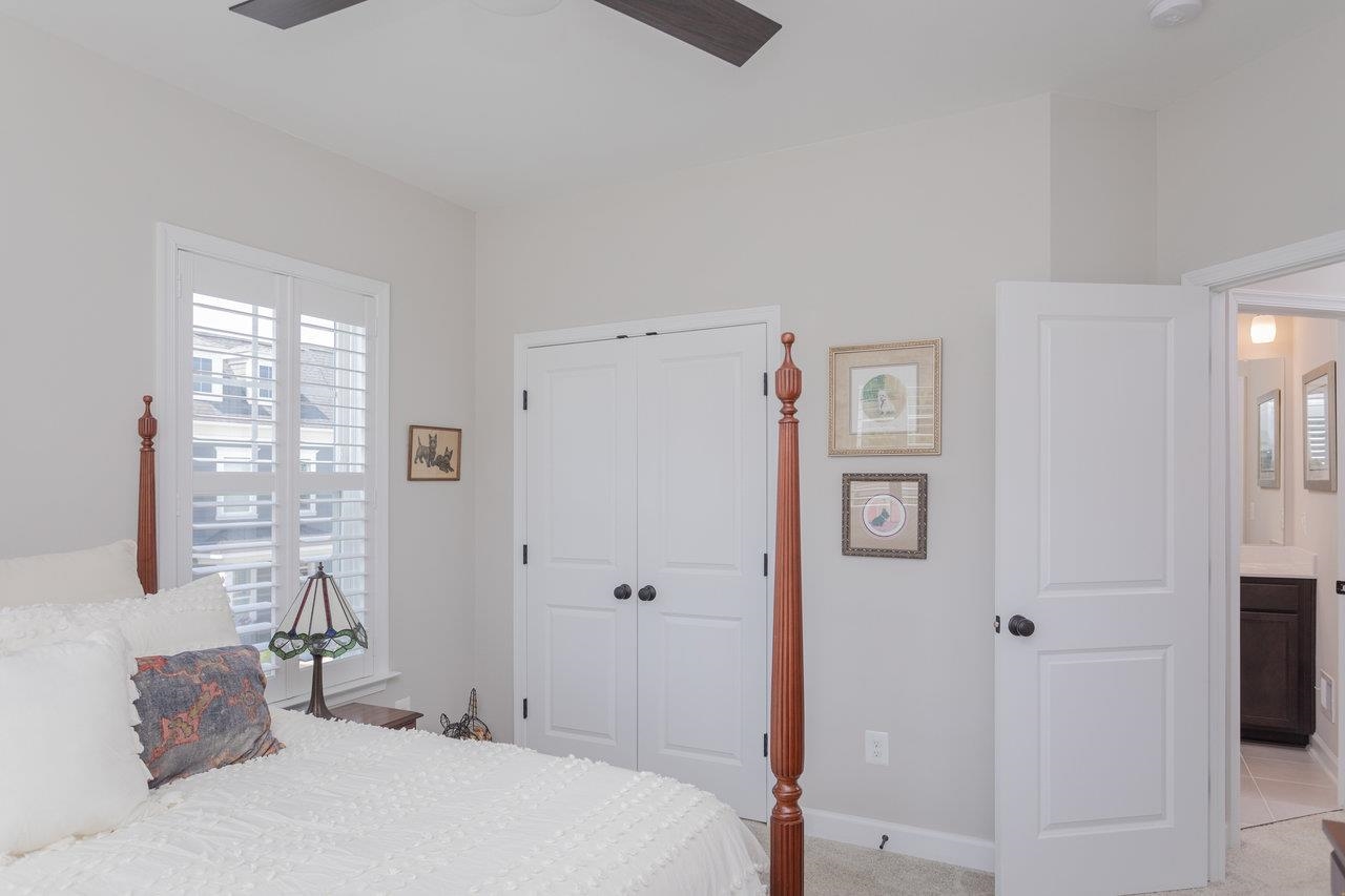 3452 CREPE MYRTLE DR, ROCKINGHAM, Virginia 22801, 3 Bedrooms Bedrooms, ,2 BathroomsBathrooms,Residential,3452 CREPE MYRTLE DR,668659 MLS # 668659