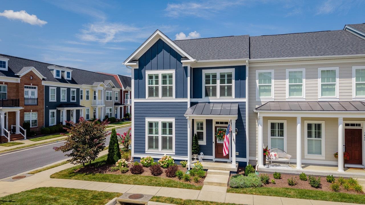 3452 CREPE MYRTLE DR, ROCKINGHAM, Virginia 22801, 3 Bedrooms Bedrooms, ,2 BathroomsBathrooms,Residential,3452 CREPE MYRTLE DR,668659 MLS # 668659