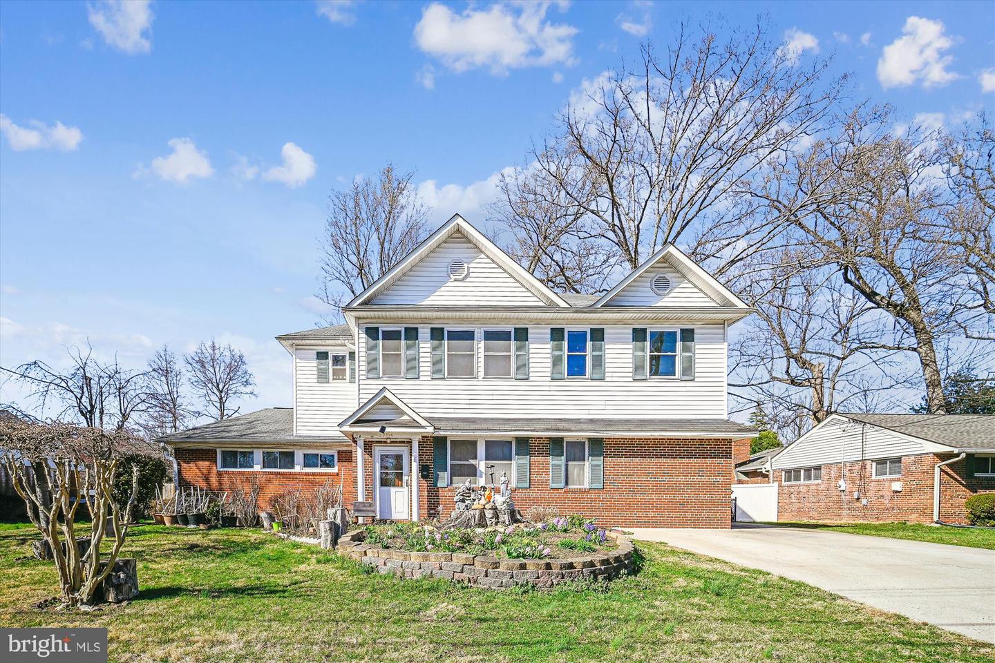 7314 INZER ST, SPRINGFIELD, Virginia 22151, 7 Bedrooms Bedrooms, 16 Rooms Rooms,3 BathroomsBathrooms,Residential,For sale,7314 INZER ST,VAFX2265258 MLS # VAFX2265258
