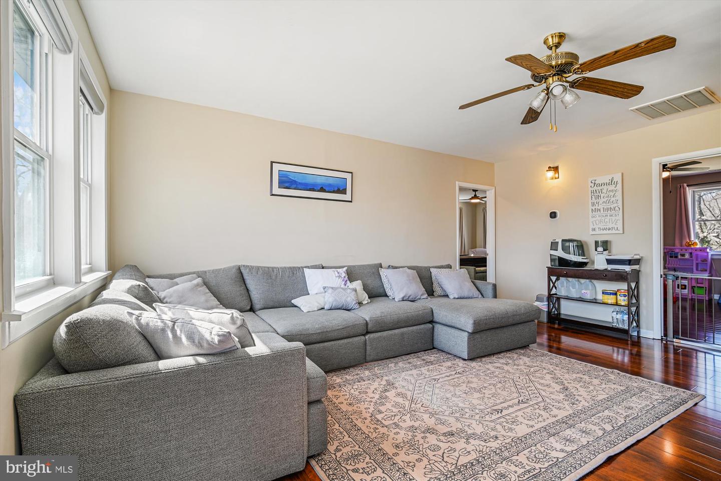 7314 INZER ST, SPRINGFIELD, Virginia 22151, 7 Bedrooms Bedrooms, 16 Rooms Rooms,3 BathroomsBathrooms,Residential,For sale,7314 INZER ST,VAFX2265258 MLS # VAFX2265258