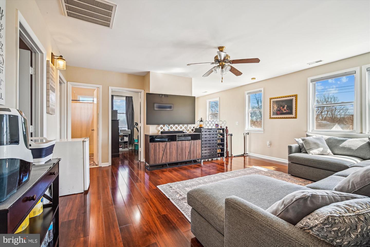 7314 INZER ST, SPRINGFIELD, Virginia 22151, 7 Bedrooms Bedrooms, 16 Rooms Rooms,3 BathroomsBathrooms,Residential,For sale,7314 INZER ST,VAFX2265258 MLS # VAFX2265258