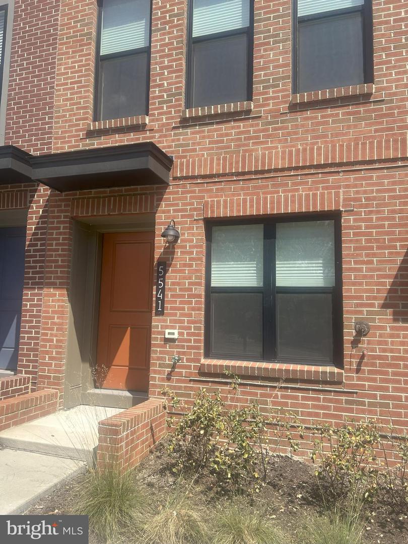 5541 SOUTH DAKOTA AVE NE, WASHINGTON, District Of Columbia 20011, 2 Bedrooms Bedrooms, 2 Rooms Rooms,1 BathroomBathrooms,Residential,For sale,5541 SOUTH DAKOTA AVE NE,DCDC2220690 MLS # DCDC2220690