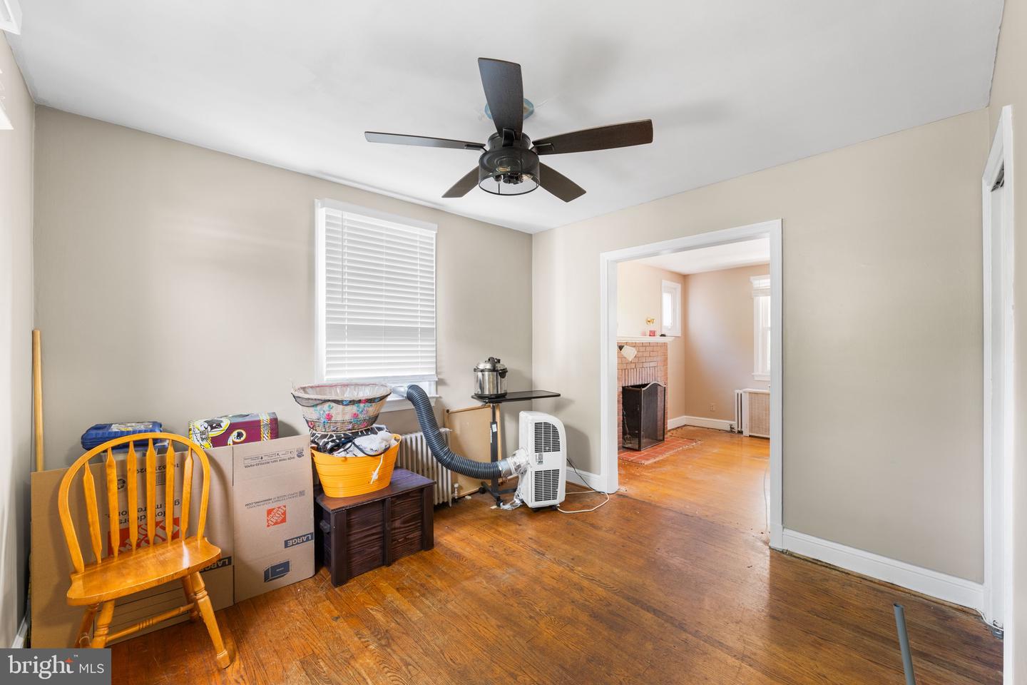 2401 RIDGE ROAD DR, ALEXANDRIA, Virginia 22302, 4 Bedrooms Bedrooms, ,2 BathroomsBathrooms,Residential,For sale,2401 RIDGE ROAD DR,VAAX2046454 MLS # VAAX2046454