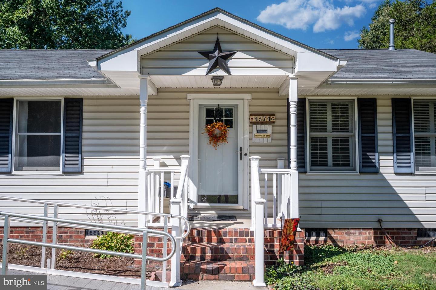 4374 ALBEMARLE CT, KING GEORGE, Virginia 22485, 3 Bedrooms Bedrooms, ,2 BathroomsBathrooms,Residential,For sale,4374 ALBEMARLE CT,VAKG2006750 MLS # VAKG2006750