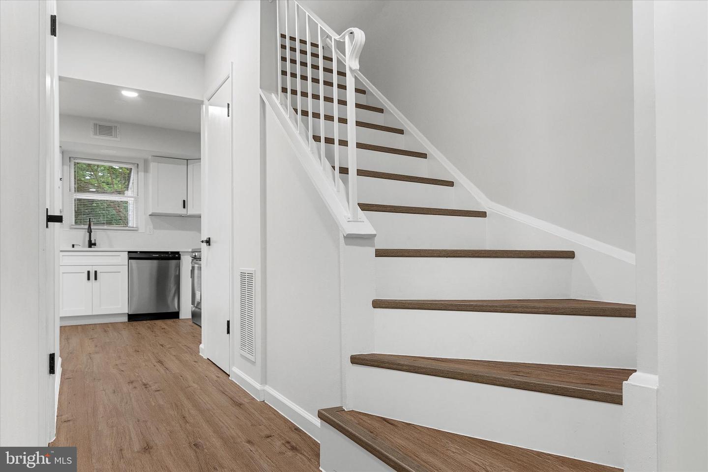 920 WINDSOR CT, STERLING, Virginia 20164, 3 Bedrooms Bedrooms, ,1 BathroomBathrooms,Residential,For sale,920 WINDSOR CT,VALO2103298 MLS # VALO2103298 920 WINDSOR CT, STERLING, Virginia 20164, 3 Bedrooms Bedrooms, ,1 BathroomBathrooms,Residential,For sale,920 WINDSOR CT,VALO2103298 MLS # VALO2103298