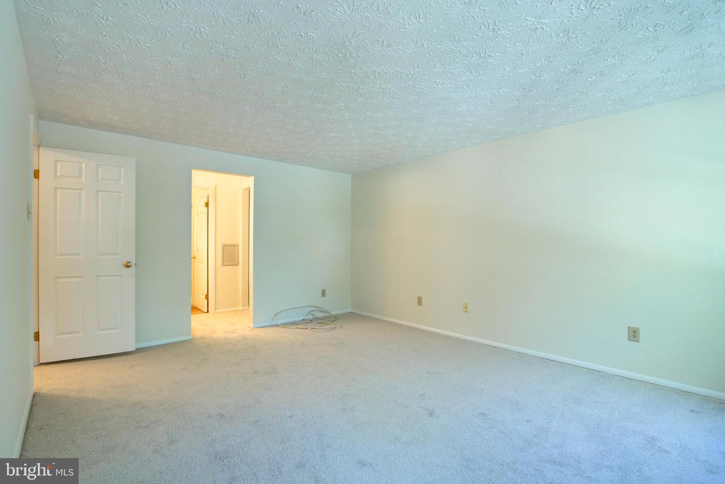 10901 SANTA CLARA DR, FAIRFAX, Virginia 22030, 4 Bedrooms Bedrooms, ,2 BathroomsBathrooms,Residential,For sale,10901 SANTA CLARA DR,VAFX2258388 MLS # VAFX2258388