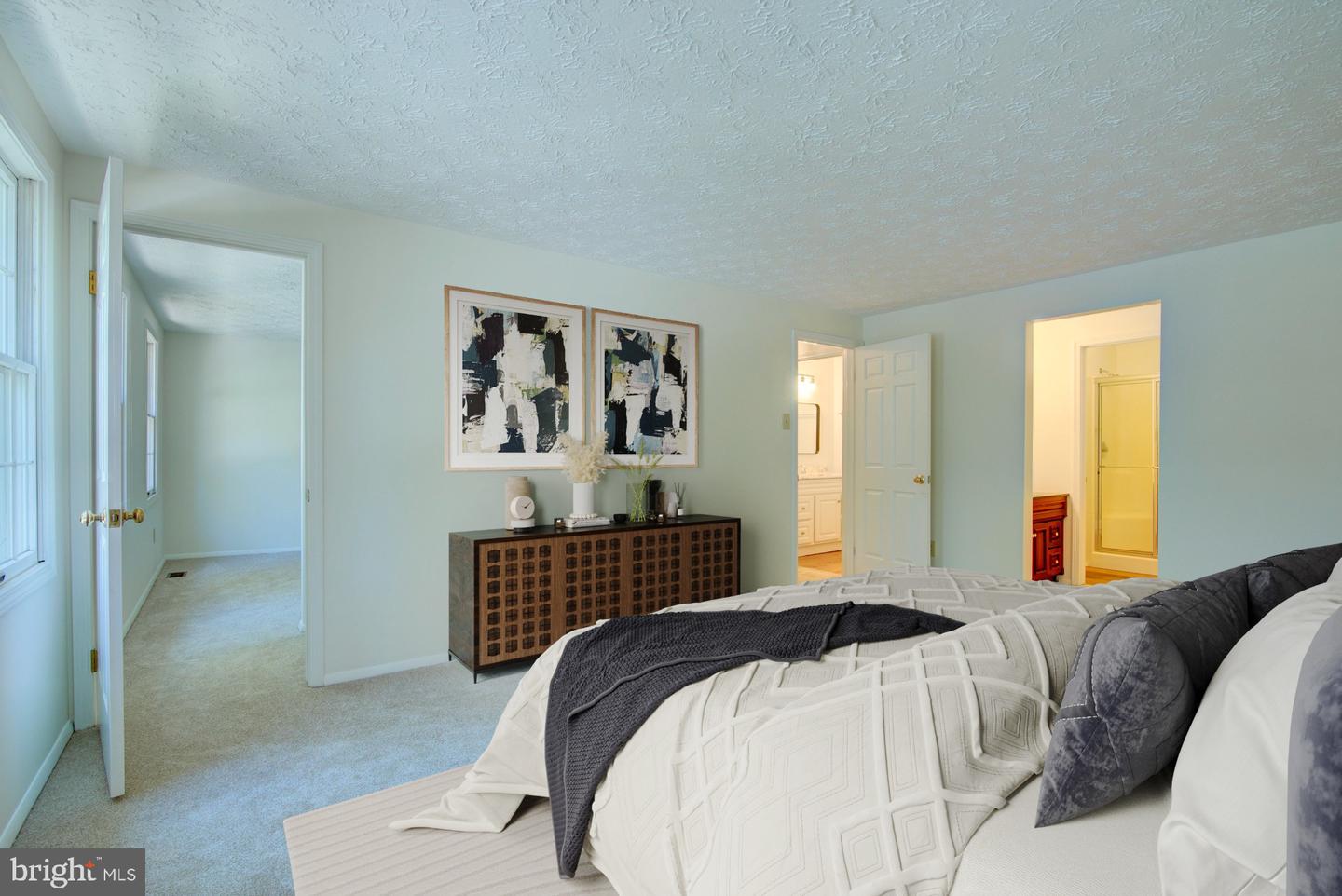 10901 SANTA CLARA DR, FAIRFAX, Virginia 22030, 4 Bedrooms Bedrooms, ,2 BathroomsBathrooms,Residential,For sale,10901 SANTA CLARA DR,VAFX2258388 MLS # VAFX2258388