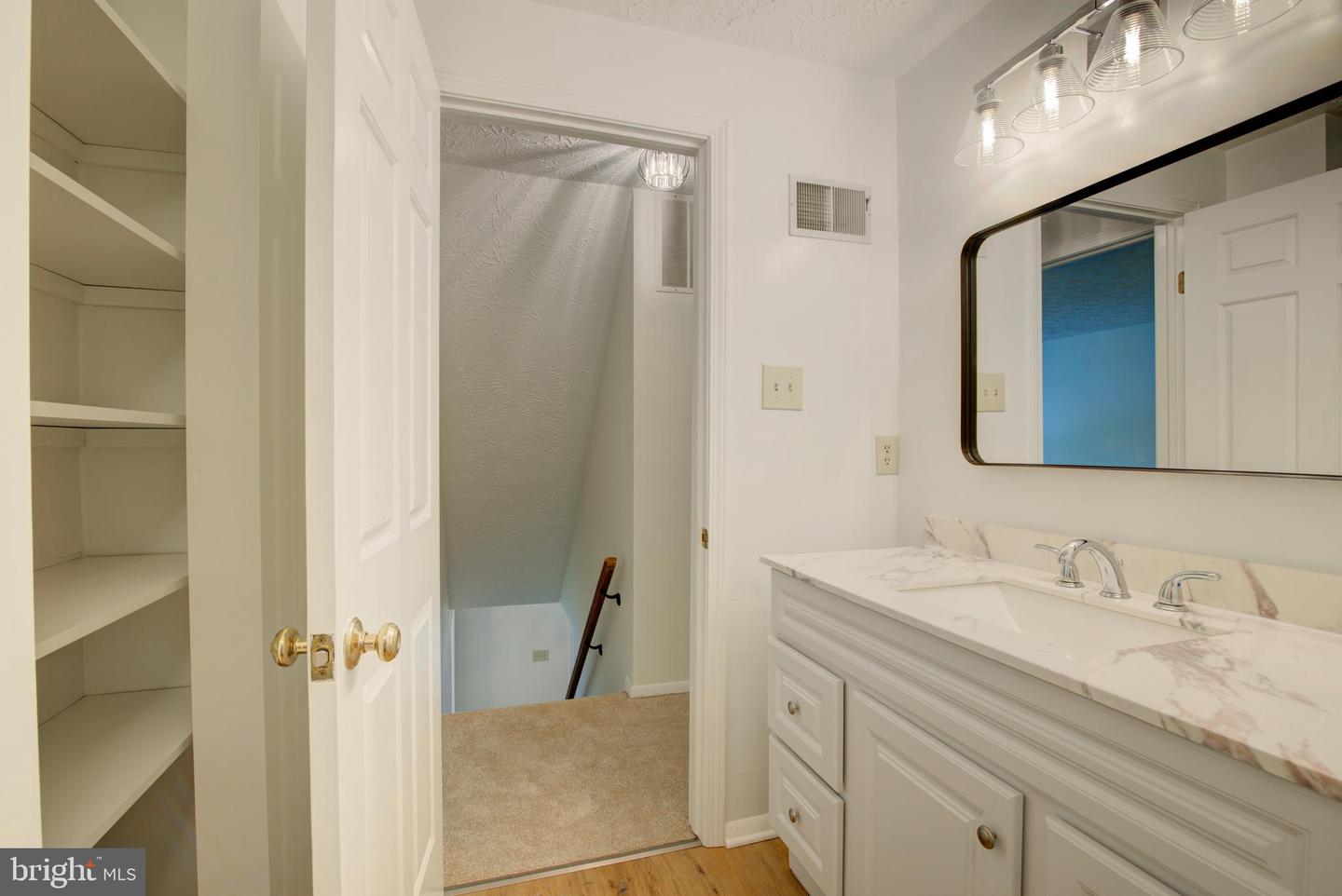 10901 SANTA CLARA DR, FAIRFAX, Virginia 22030, 4 Bedrooms Bedrooms, ,2 BathroomsBathrooms,Residential,For sale,10901 SANTA CLARA DR,VAFX2258388 MLS # VAFX2258388