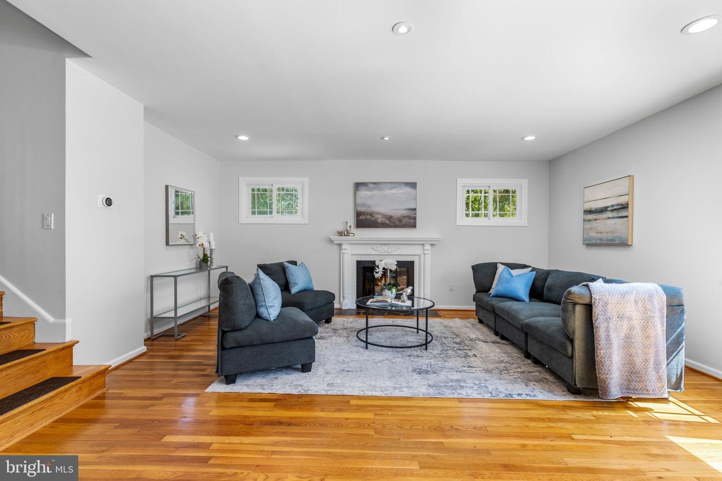 3341 MANSFIELD RD, FALLS CHURCH, Virginia 22041, 3 Bedrooms Bedrooms, ,3 BathroomsBathrooms,Residential,For sale,3341 MANSFIELD RD,VAFX2258842 MLS # VAFX2258842