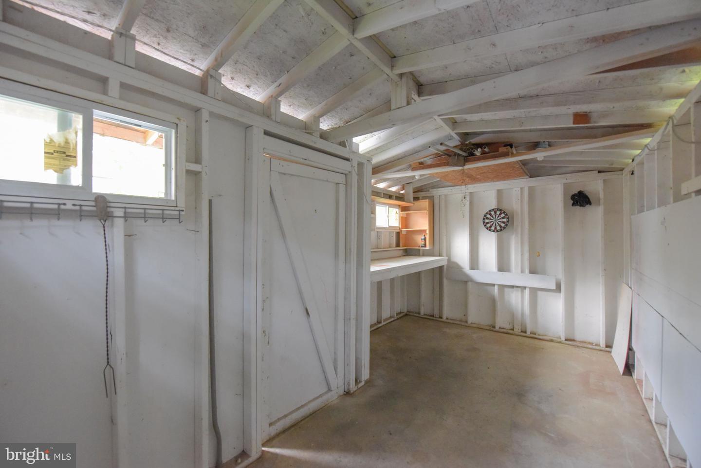 3341 MANSFIELD RD, FALLS CHURCH, Virginia 22041, 3 Bedrooms Bedrooms, ,3 BathroomsBathrooms,Residential,For sale,3341 MANSFIELD RD,VAFX2258842 MLS # VAFX2258842