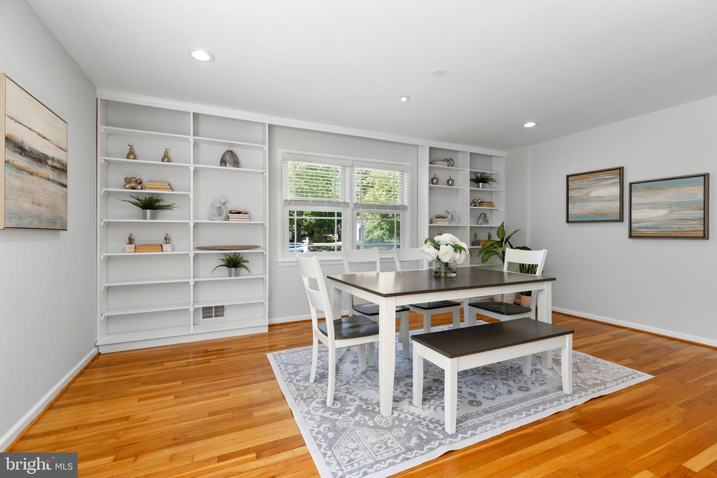 3341 MANSFIELD RD, FALLS CHURCH, Virginia 22041, 3 Bedrooms Bedrooms, ,3 BathroomsBathrooms,Residential,For sale,3341 MANSFIELD RD,VAFX2258842 MLS # VAFX2258842
