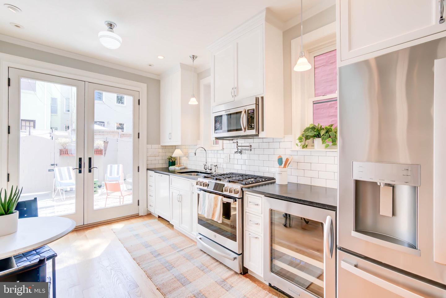 1337 EMERALD ST NE, WASHINGTON, District Of Columbia 20002, 2 Bedrooms Bedrooms, ,2 BathroomsBathrooms,Residential,For sale,1337 EMERALD ST NE,DCDC2214544 MLS # DCDC2214544