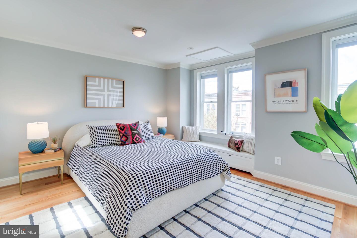 1337 EMERALD ST NE, WASHINGTON, District Of Columbia 20002, 2 Bedrooms Bedrooms, ,2 BathroomsBathrooms,Residential,For sale,1337 EMERALD ST NE,DCDC2214544 MLS # DCDC2214544