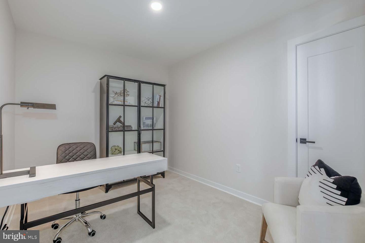 255 W. FALLS STATION BLVD #609, FALLS CHURCH, Virginia 22046, 2 Bedrooms Bedrooms, ,2 BathroomsBathrooms,Residential,For sale,255 W. FALLS STATION BLVD #609,VAFA2003204 MLS # VAFA2003204 255 W. FALLS STATION BLVD #609, FALLS CHURCH, Virginia 22046, 2 Bedrooms Bedrooms, ,2 BathroomsBathrooms,Residential,For sale,255 W. FALLS STATION BLVD #609,VAFA2003204 MLS # VAFA2003204