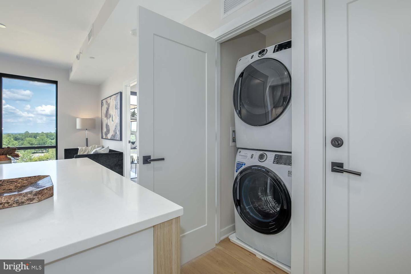 255 W. FALLS STATION BLVD #609, FALLS CHURCH, Virginia 22046, 2 Bedrooms Bedrooms, ,2 BathroomsBathrooms,Residential,For sale,255 W. FALLS STATION BLVD #609,VAFA2003204 MLS # VAFA2003204 255 W. FALLS STATION BLVD #609, FALLS CHURCH, Virginia 22046, 2 Bedrooms Bedrooms, ,2 BathroomsBathrooms,Residential,For sale,255 W. FALLS STATION BLVD #609,VAFA2003204 MLS # VAFA2003204