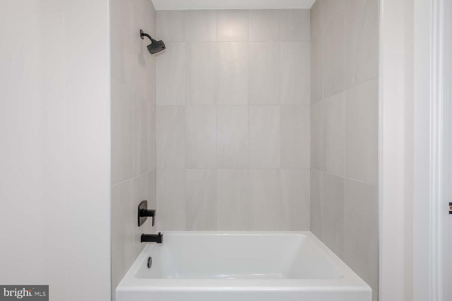 255 W. FALLS STATION BLVD #609, FALLS CHURCH, Virginia 22046, 2 Bedrooms Bedrooms, ,2 BathroomsBathrooms,Residential,For sale,255 W. FALLS STATION BLVD #609,VAFA2003204 MLS # VAFA2003204 255 W. FALLS STATION BLVD #609, FALLS CHURCH, Virginia 22046, 2 Bedrooms Bedrooms, ,2 BathroomsBathrooms,Residential,For sale,255 W. FALLS STATION BLVD #609,VAFA2003204 MLS # VAFA2003204