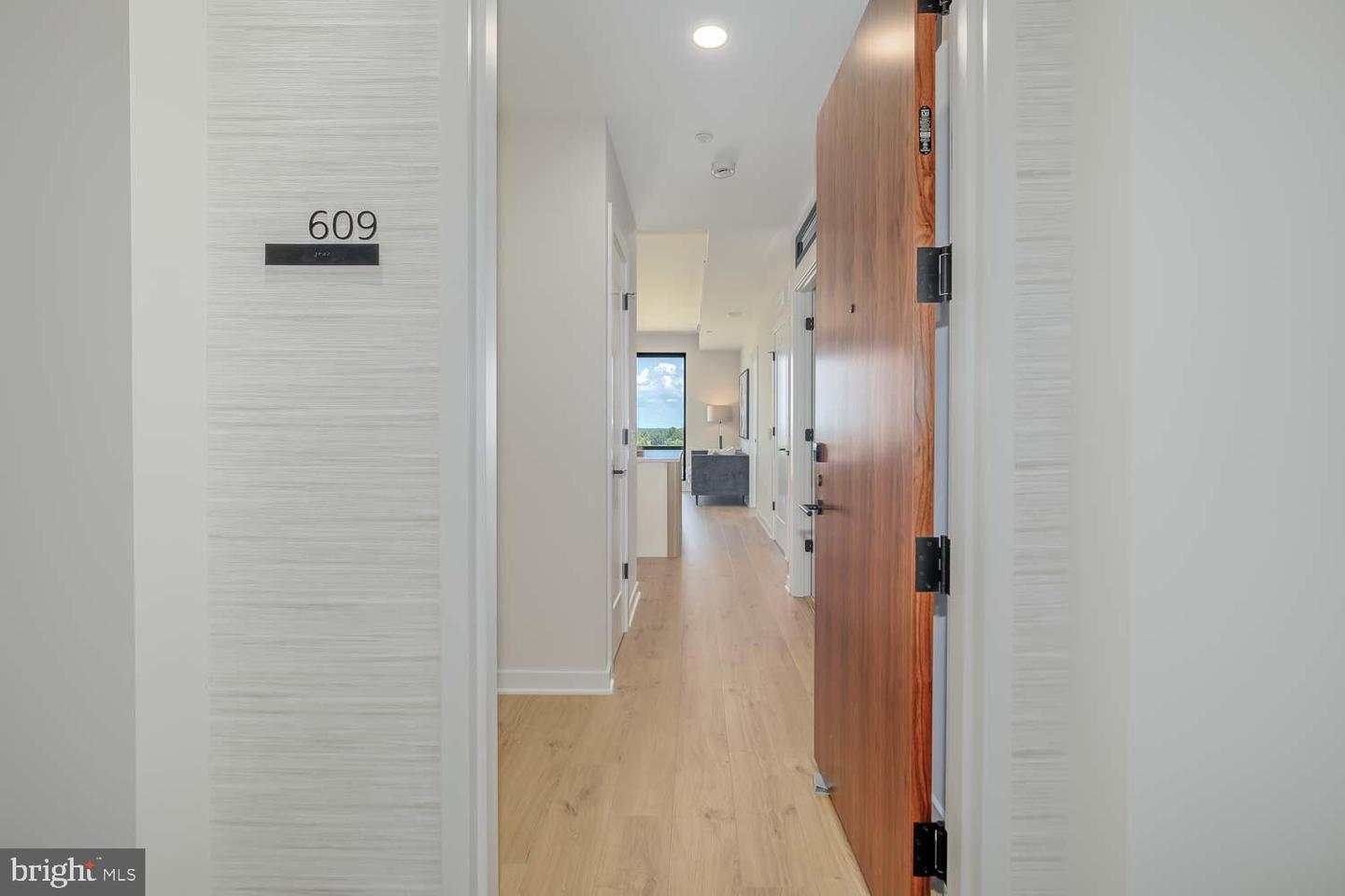 255 W. FALLS STATION BLVD #609, FALLS CHURCH, Virginia 22046, 2 Bedrooms Bedrooms, ,2 BathroomsBathrooms,Residential,For sale,255 W. FALLS STATION BLVD #609,VAFA2003204 MLS # VAFA2003204 255 W. FALLS STATION BLVD #609, FALLS CHURCH, Virginia 22046, 2 Bedrooms Bedrooms, ,2 BathroomsBathrooms,Residential,For sale,255 W. FALLS STATION BLVD #609,VAFA2003204 MLS # VAFA2003204