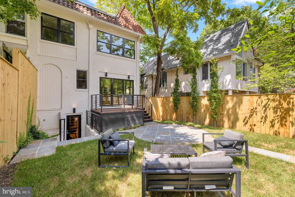 2815 BELLEVUE TER NW, WASHINGTON, District Of Columbia 20007, 5 Bedrooms Bedrooms, ,4 BathroomsBathrooms,Residential,For sale,2815 BELLEVUE TER NW,DCDC2215132 MLS # DCDC2215132