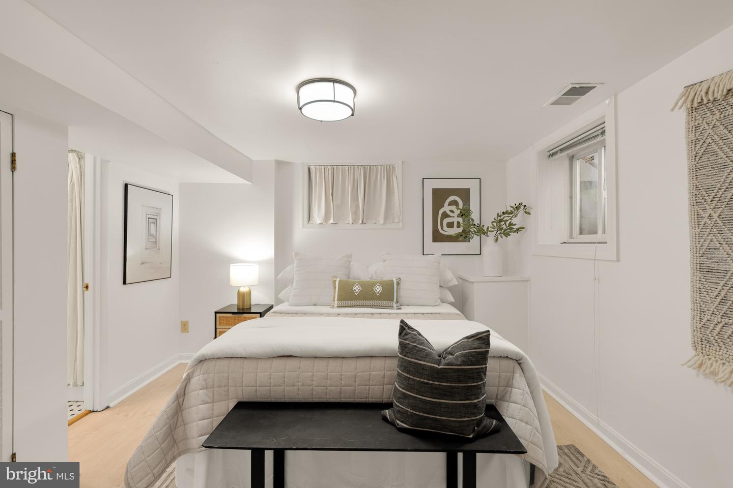 5221 42ND ST NW, WASHINGTON, District Of Columbia 20015, 4 Bedrooms Bedrooms, ,2 BathroomsBathrooms,Residential,For sale,5221 42ND ST NW,DCDC2215612 MLS # DCDC2215612