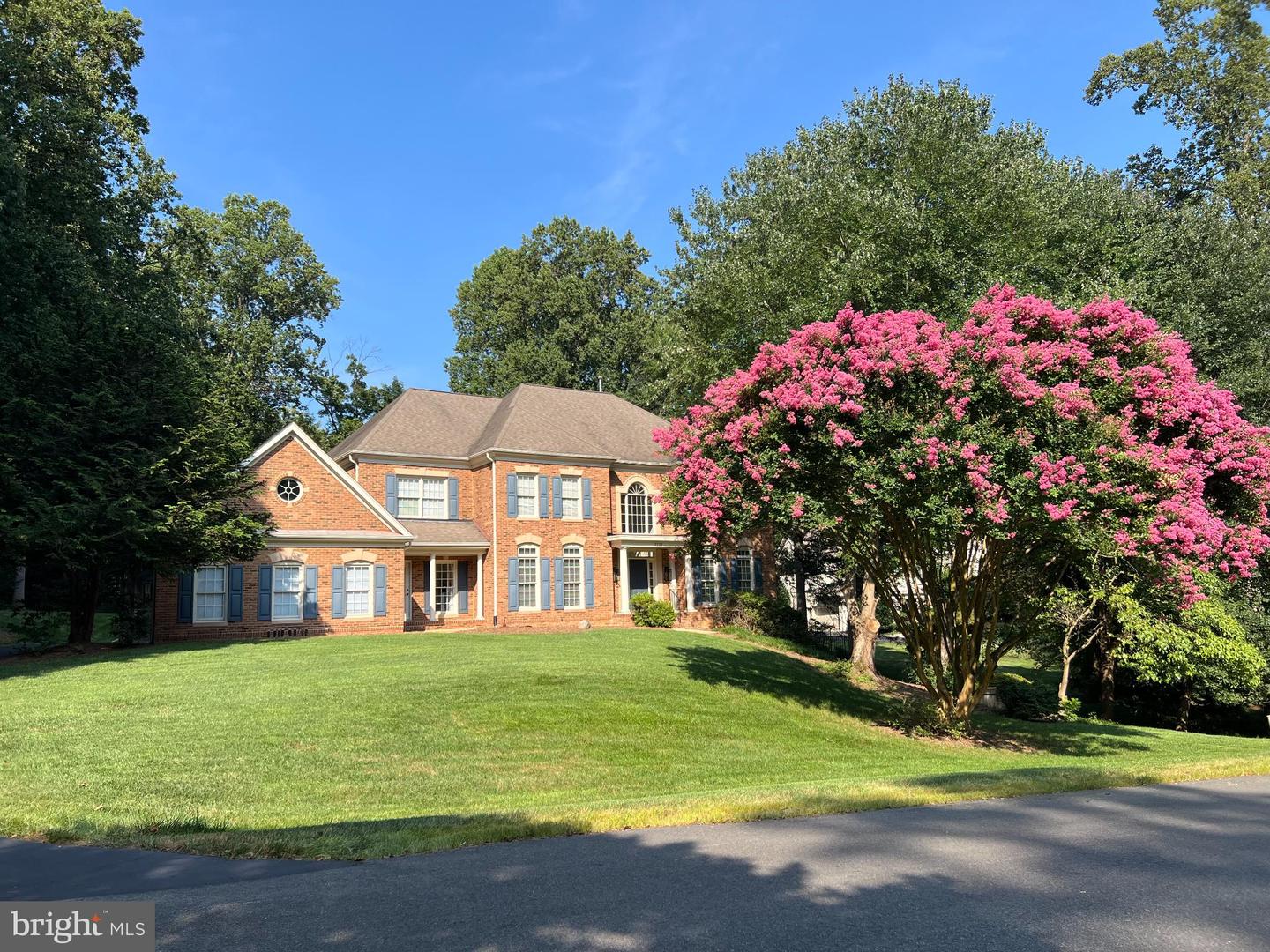 3227 FOXVALE DR, OAKTON, Virginia 22124, 5 Bedrooms Bedrooms, 17 Rooms Rooms,4 BathroomsBathrooms,Residential,For sale,3227 FOXVALE DR,VAFX2262006 MLS # VAFX2262006