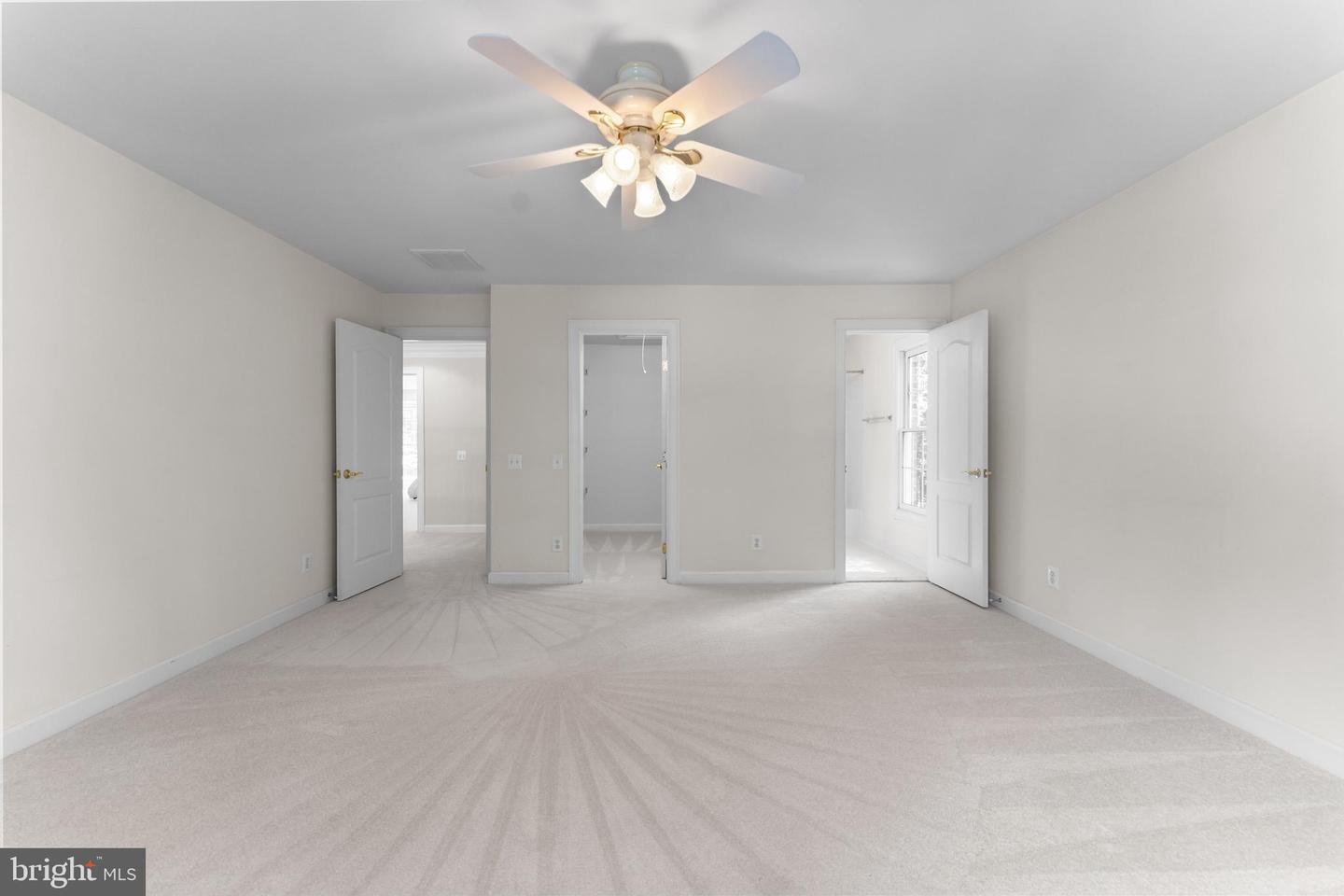 3227 FOXVALE DR, OAKTON, Virginia 22124, 5 Bedrooms Bedrooms, 17 Rooms Rooms,4 BathroomsBathrooms,Residential,For sale,3227 FOXVALE DR,VAFX2262006 MLS # VAFX2262006