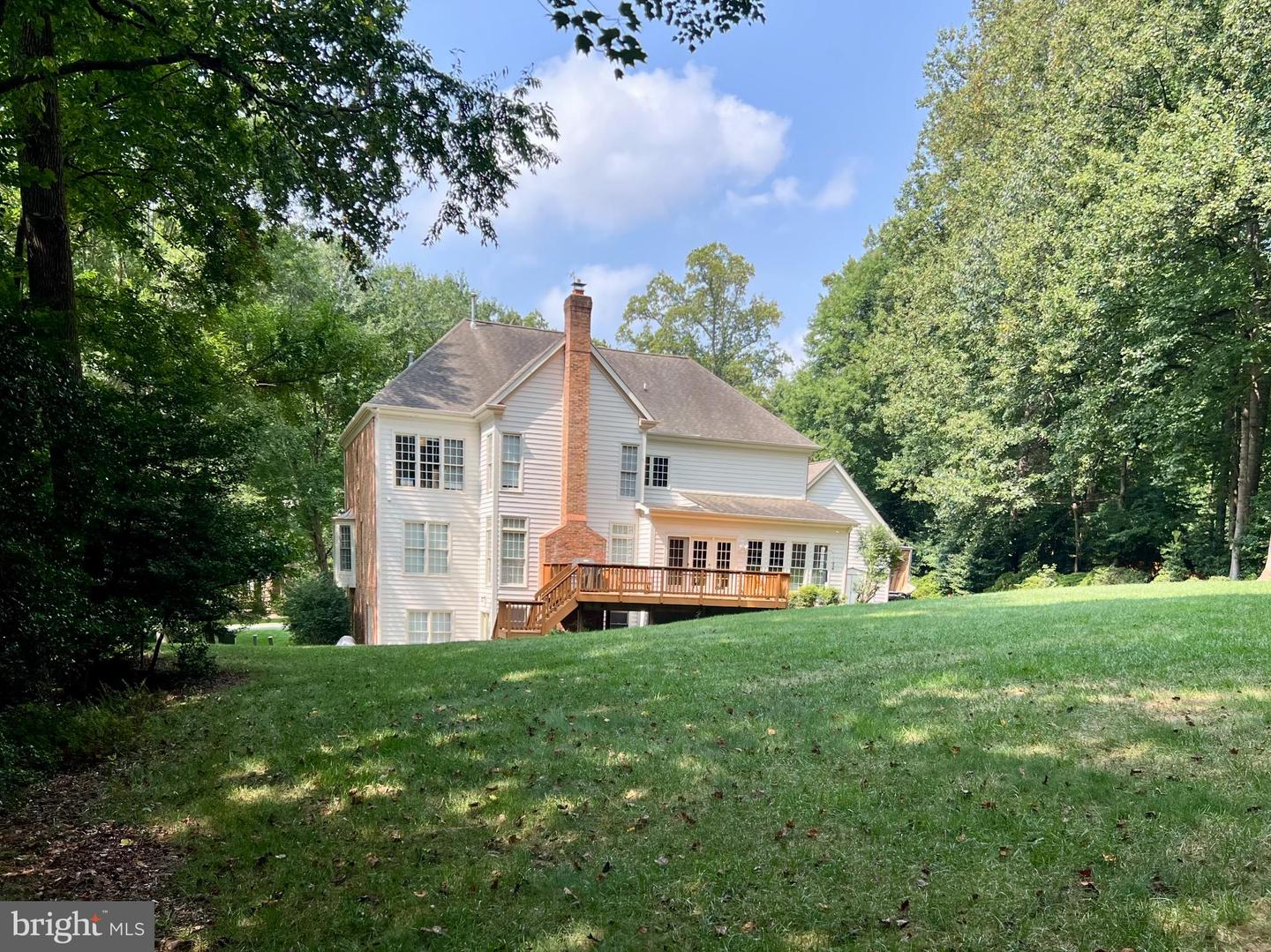 3227 FOXVALE DR, OAKTON, Virginia 22124, 5 Bedrooms Bedrooms, 17 Rooms Rooms,4 BathroomsBathrooms,Residential,For sale,3227 FOXVALE DR,VAFX2262006 MLS # VAFX2262006