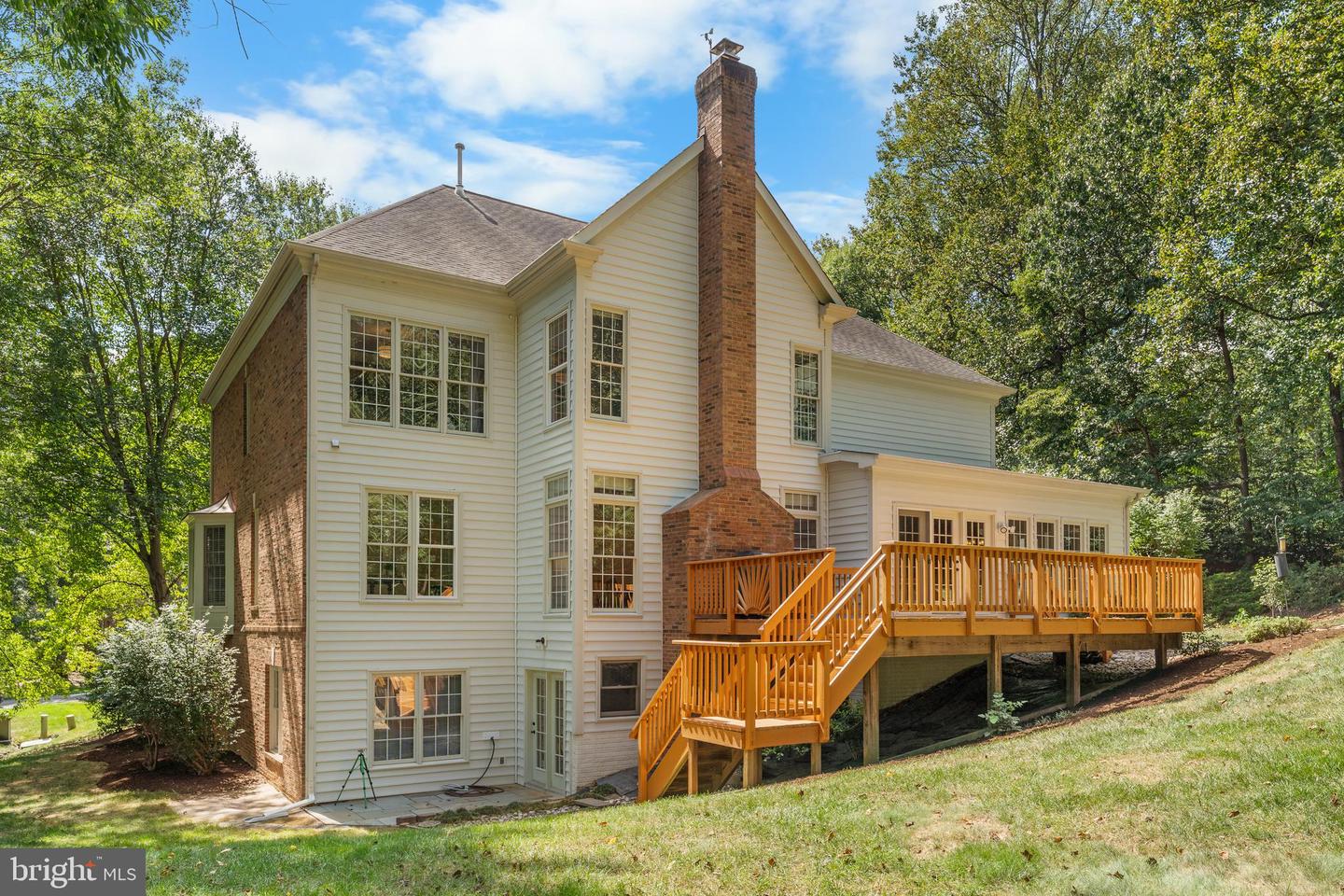 3227 FOXVALE DR, OAKTON, Virginia 22124, 5 Bedrooms Bedrooms, 17 Rooms Rooms,4 BathroomsBathrooms,Residential,For sale,3227 FOXVALE DR,VAFX2262006 MLS # VAFX2262006