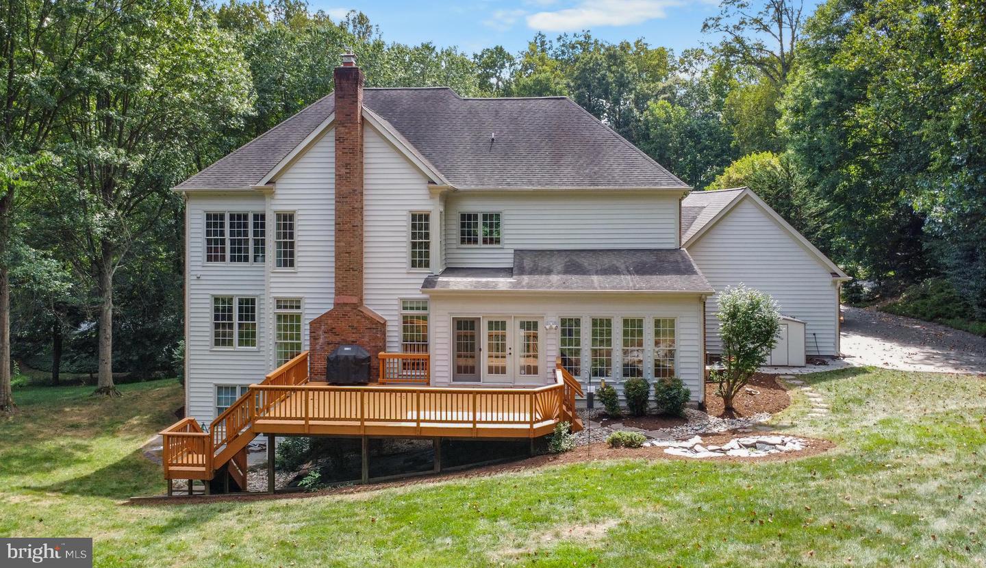 3227 FOXVALE DR, OAKTON, Virginia 22124, 5 Bedrooms Bedrooms, 17 Rooms Rooms,4 BathroomsBathrooms,Residential,For sale,3227 FOXVALE DR,VAFX2262006 MLS # VAFX2262006