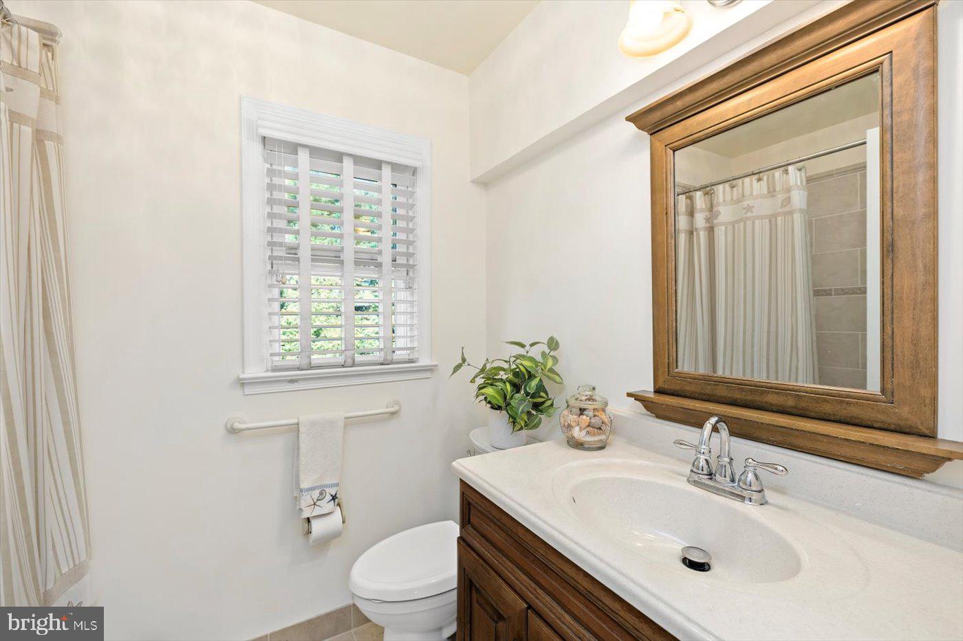 13086 OLD GORDONSVILLE RD, ORANGE, Virginia 22960, 3 Bedrooms Bedrooms, 15 Rooms Rooms,3 BathroomsBathrooms,Residential,For sale,13086 OLD GORDONSVILLE RD,VAOR2010526 MLS # VAOR2010526