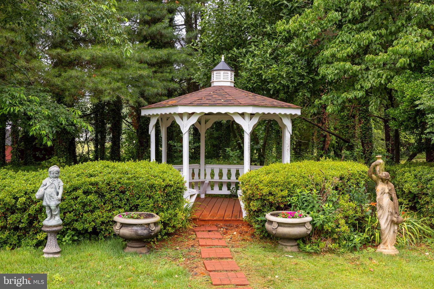 13086 OLD GORDONSVILLE RD, ORANGE, Virginia 22960, 3 Bedrooms Bedrooms, 15 Rooms Rooms,3 BathroomsBathrooms,Residential,For sale,13086 OLD GORDONSVILLE RD,VAOR2010526 MLS # VAOR2010526