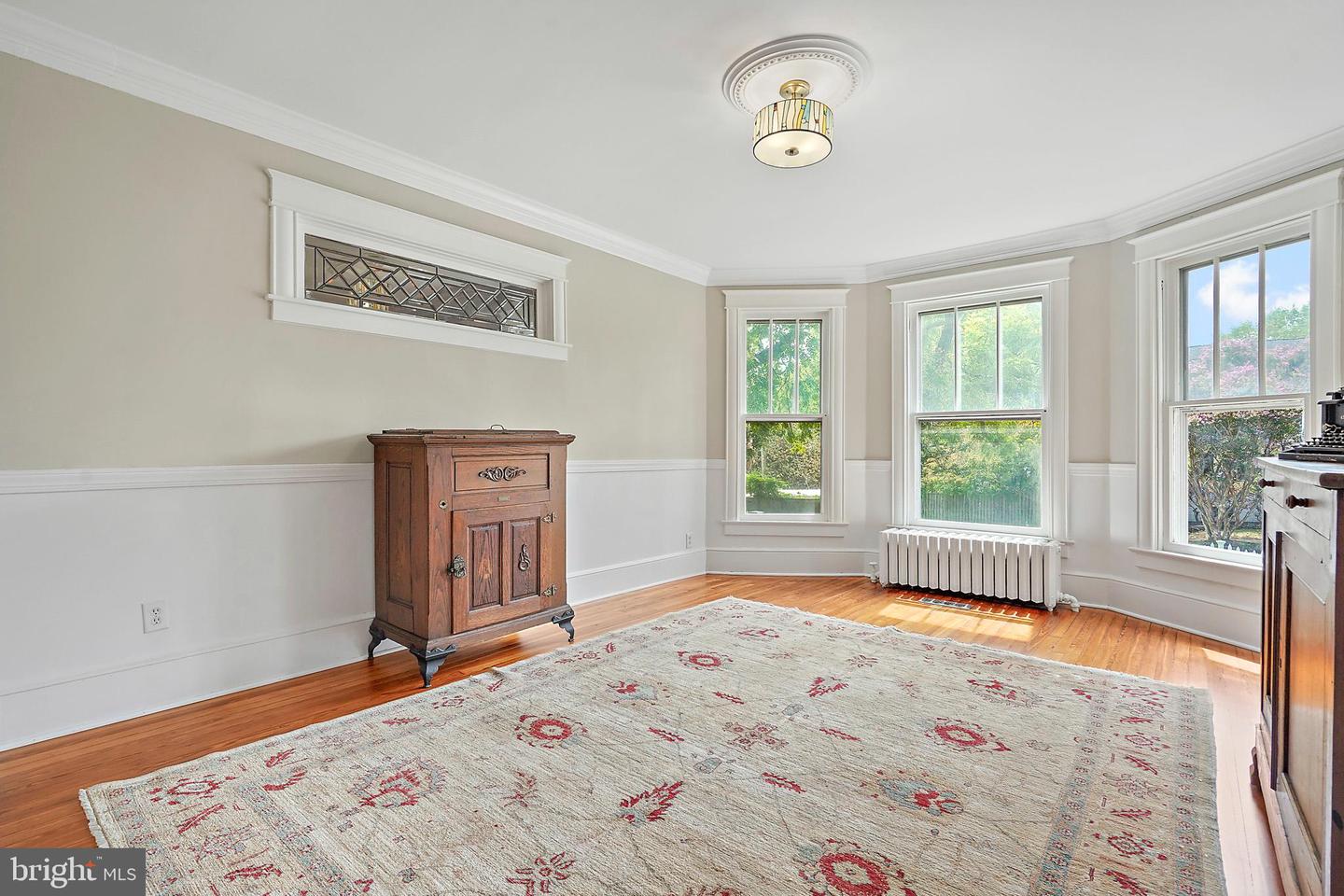1503 RUSSELL ROAD, ALEXANDRIA, Virginia 22301, 5 Bedrooms Bedrooms, ,3 BathroomsBathrooms,Residential,For sale,1503 RUSSELL ROAD,VAAX2048812 MLS # VAAX2048812