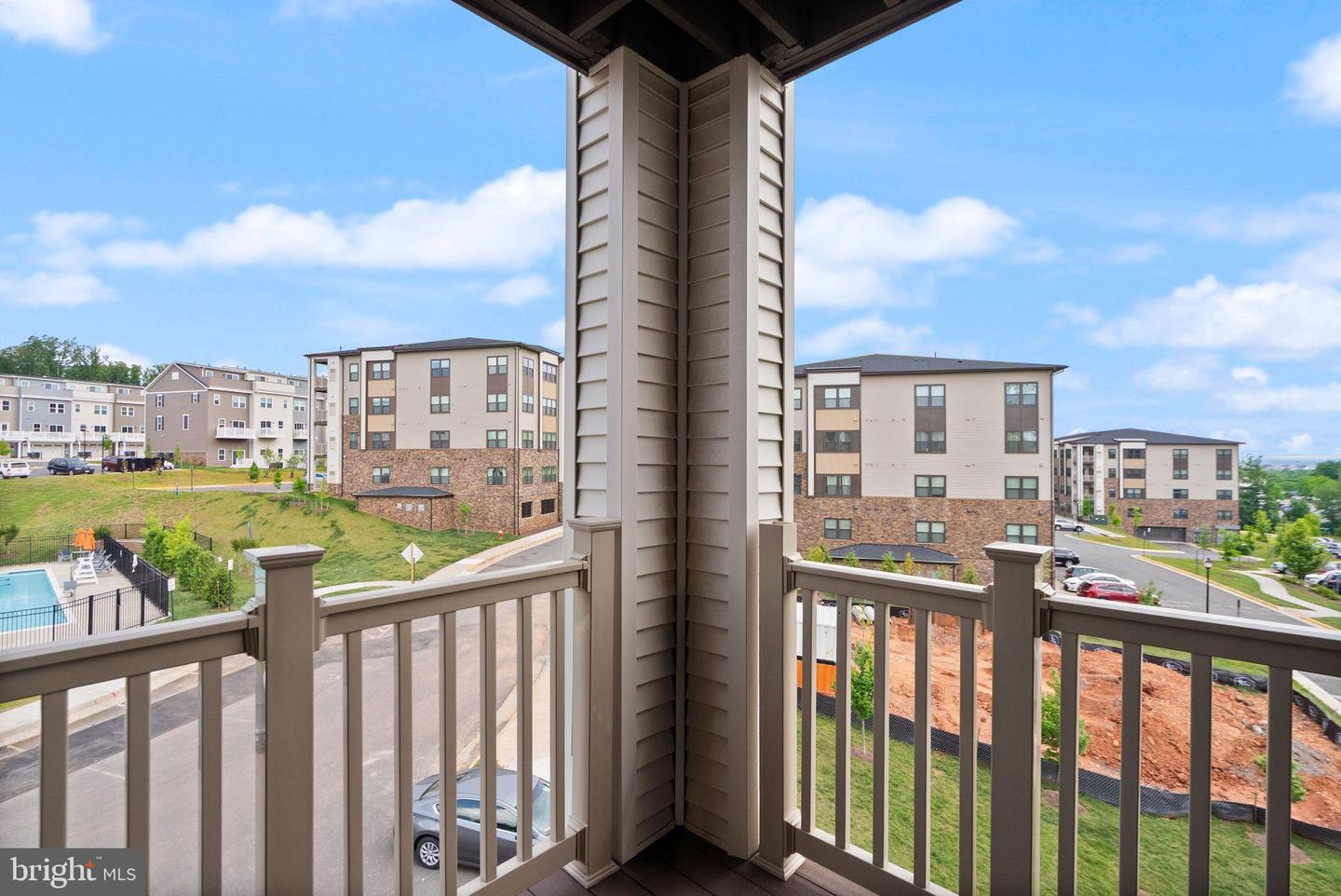 46320 MT MILSTEAD TER #301, STERLING, Virginia 20164, 2 Bedrooms Bedrooms, 6 Rooms Rooms,2 BathroomsBathrooms,Residential,For sale,46320 MT MILSTEAD TER #301,VALO2105334 MLS # VALO2105334