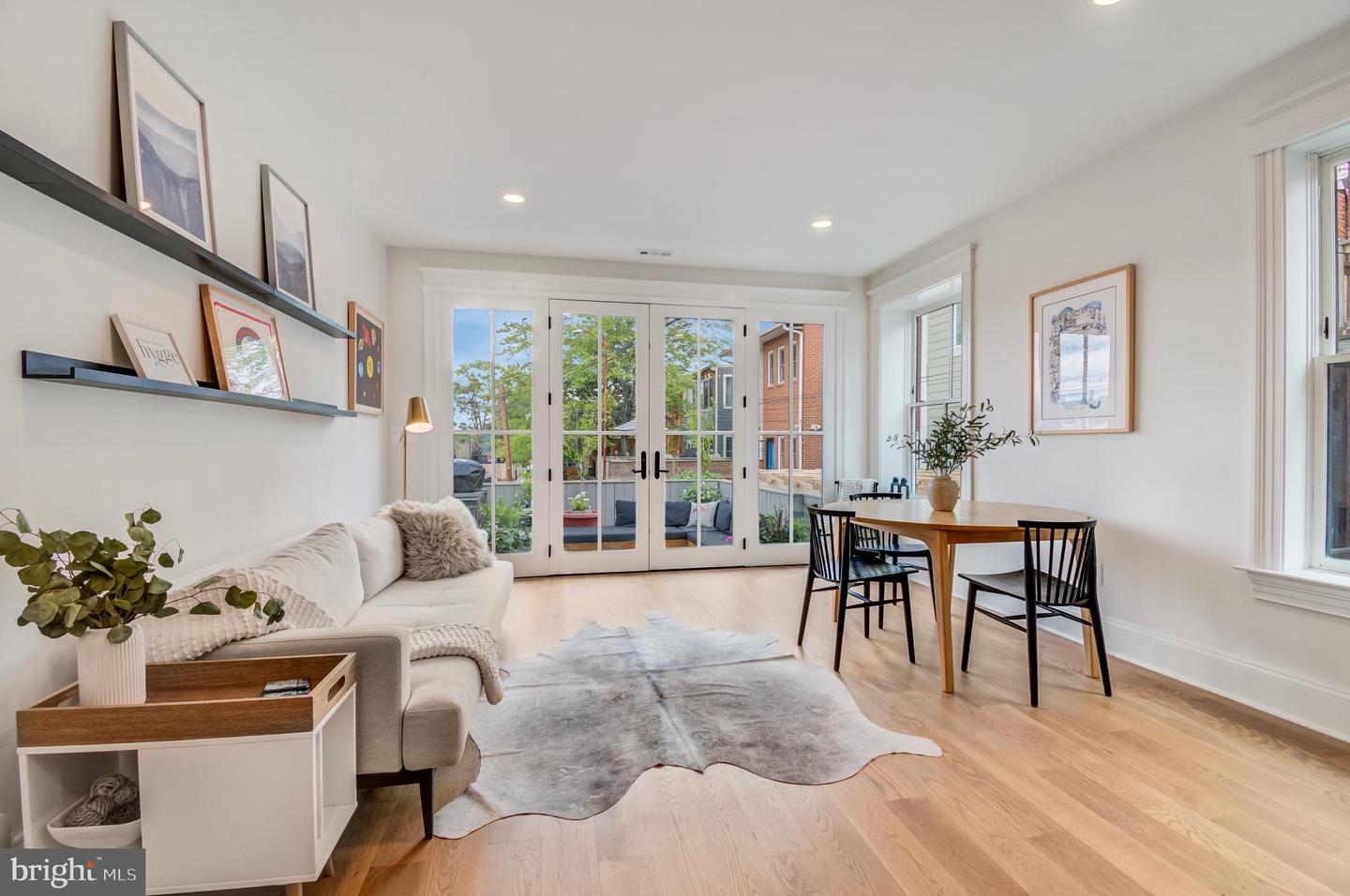 326 D ST NE, WASHINGTON, District Of Columbia 20002, 5 Bedrooms Bedrooms, ,3 BathroomsBathrooms,Residential,For sale,326 D ST NE,DCDC2216926 MLS # DCDC2216926