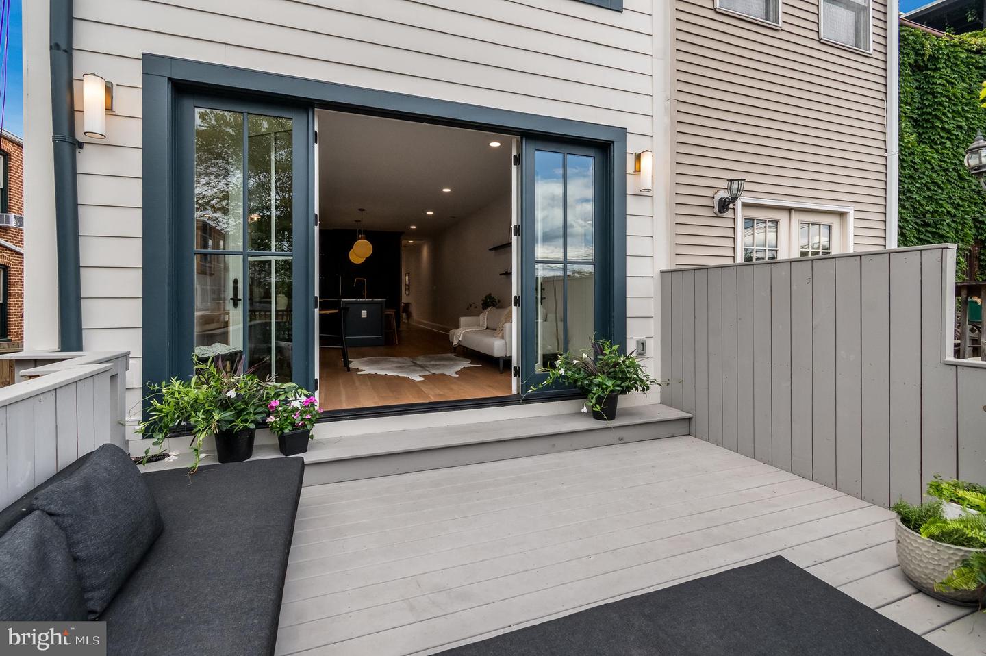 326 D ST NE, WASHINGTON, District Of Columbia 20002, 5 Bedrooms Bedrooms, ,3 BathroomsBathrooms,Residential,For sale,326 D ST NE,DCDC2216926 MLS # DCDC2216926
