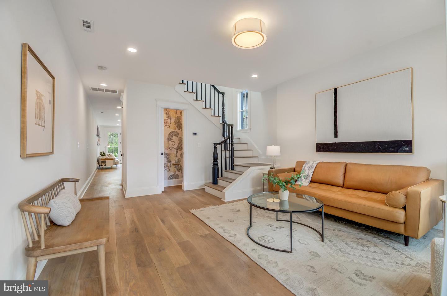 326 D ST NE, WASHINGTON, District Of Columbia 20002, 5 Bedrooms Bedrooms, ,3 BathroomsBathrooms,Residential,For sale,326 D ST NE,DCDC2216926 MLS # DCDC2216926