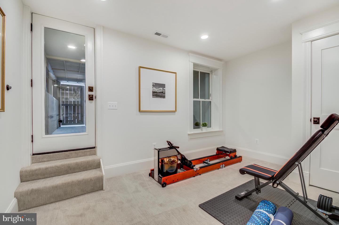 326 D ST NE, WASHINGTON, District Of Columbia 20002, 5 Bedrooms Bedrooms, ,3 BathroomsBathrooms,Residential,For sale,326 D ST NE,DCDC2216926 MLS # DCDC2216926