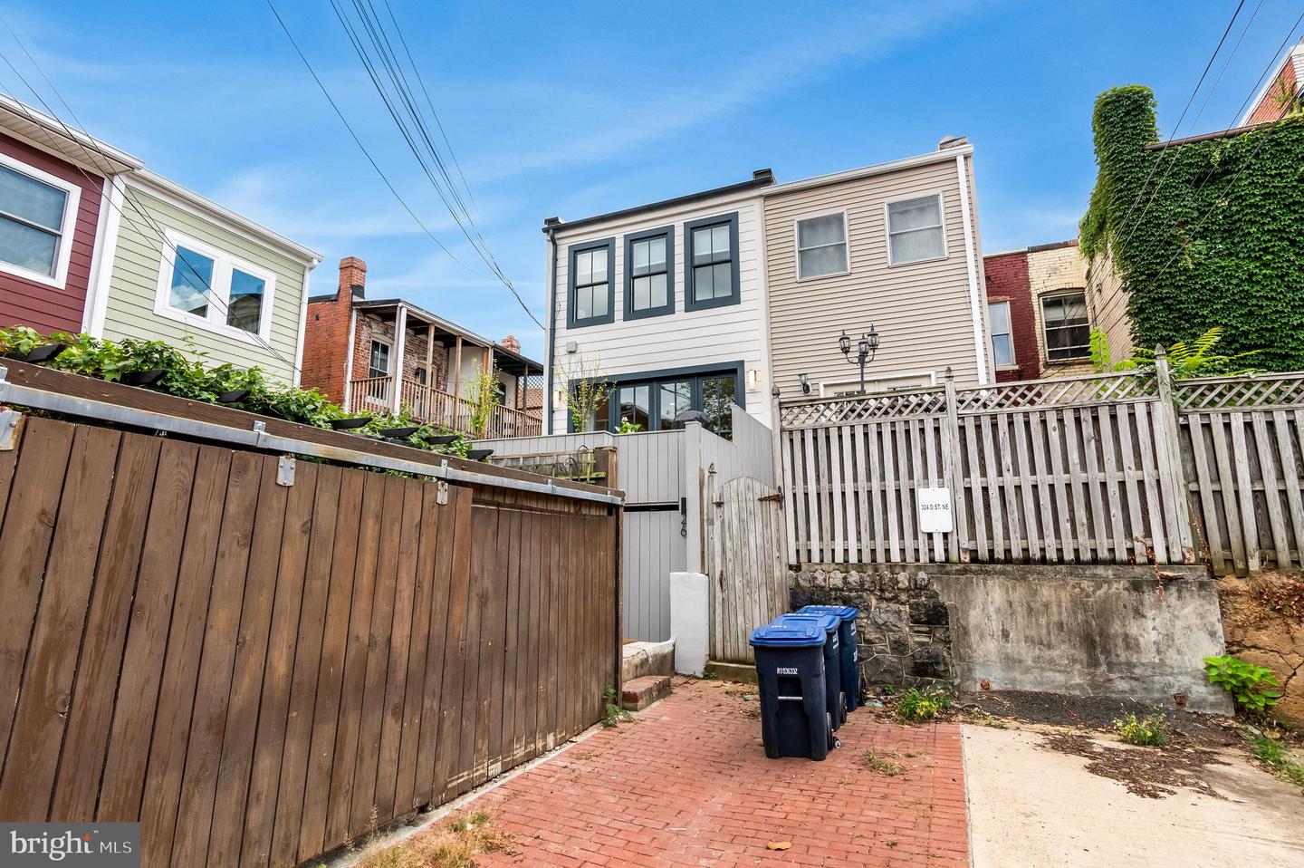 326 D ST NE, WASHINGTON, District Of Columbia 20002, 5 Bedrooms Bedrooms, ,3 BathroomsBathrooms,Residential,For sale,326 D ST NE,DCDC2216926 MLS # DCDC2216926