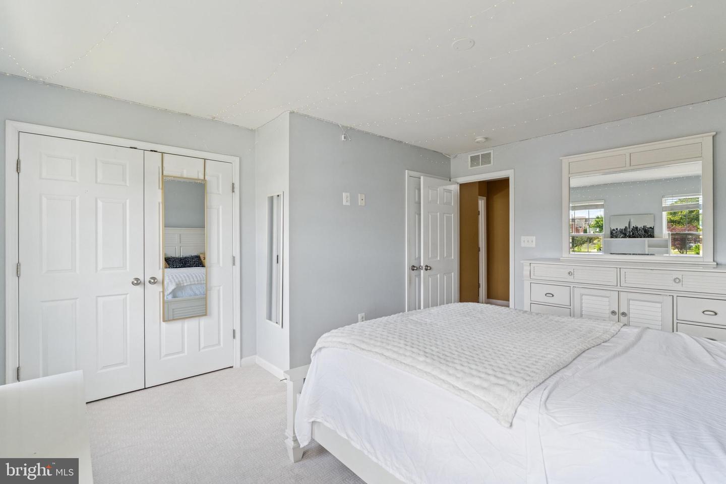 16249 CHASE EAGLE LN, WOODBRIDGE, Virginia 22191, 7 Bedrooms Bedrooms, ,5 BathroomsBathrooms,Residential,For sale,16249 CHASE EAGLE LN,VAPW2102686 MLS # VAPW2102686 16249 CHASE EAGLE LN, WOODBRIDGE, Virginia 22191, 7 Bedrooms Bedrooms, ,5 BathroomsBathrooms,Residential,For sale,16249 CHASE EAGLE LN,VAPW2102686 MLS # VAPW2102686