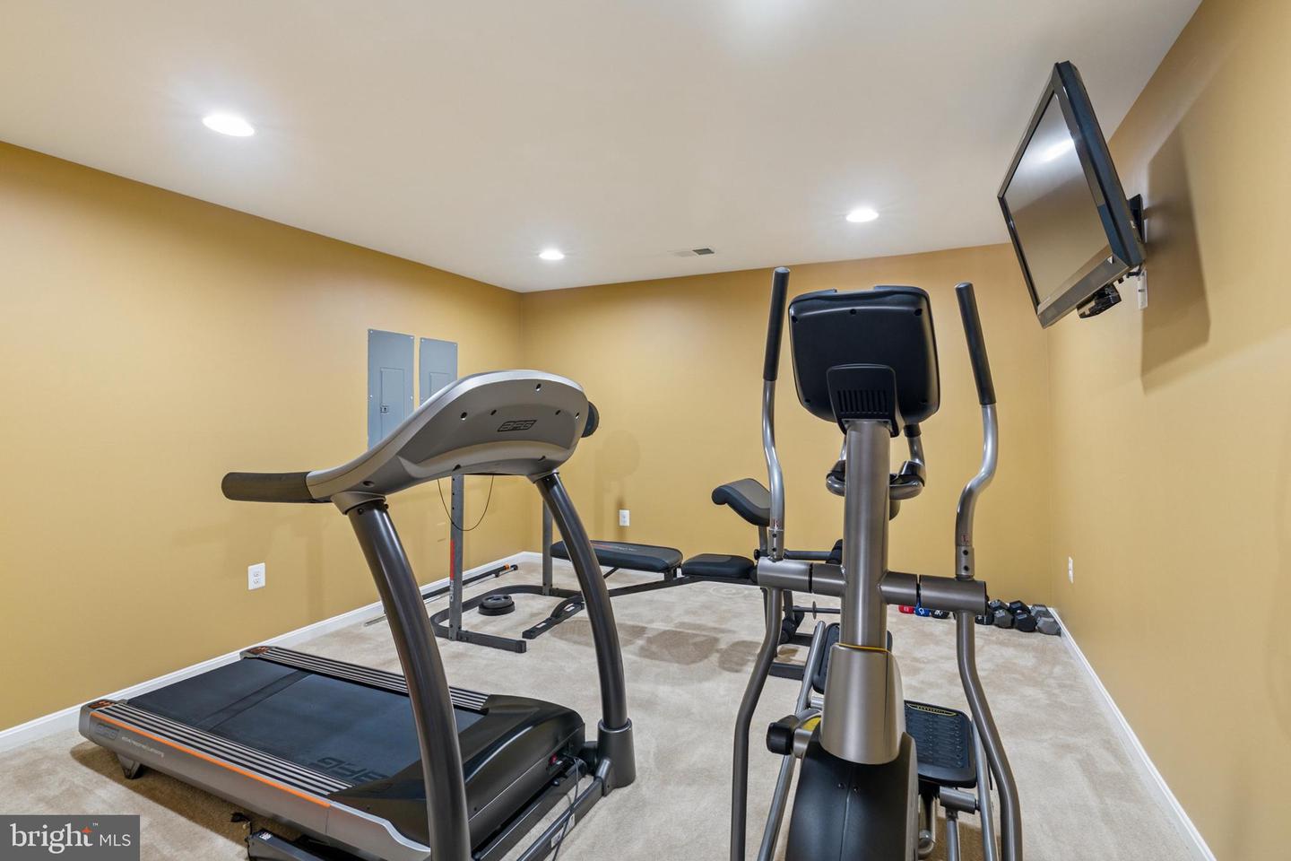 16249 CHASE EAGLE LN, WOODBRIDGE, Virginia 22191, 7 Bedrooms Bedrooms, ,5 BathroomsBathrooms,Residential,For sale,16249 CHASE EAGLE LN,VAPW2102686 MLS # VAPW2102686 16249 CHASE EAGLE LN, WOODBRIDGE, Virginia 22191, 7 Bedrooms Bedrooms, ,5 BathroomsBathrooms,Residential,For sale,16249 CHASE EAGLE LN,VAPW2102686 MLS # VAPW2102686