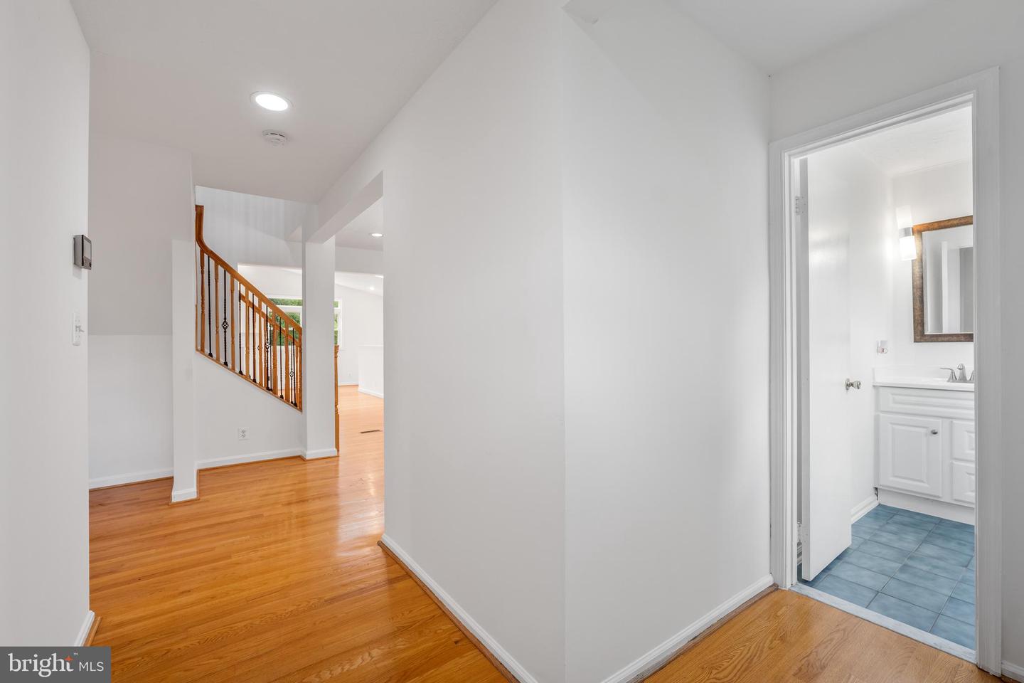 13320 SCIBILIA CT, FAIRFAX, Virginia 22033, 5 Bedrooms Bedrooms, ,3 BathroomsBathrooms,Residential,For sale,13320 SCIBILIA CT,VAFX2263466 MLS # VAFX2263466
