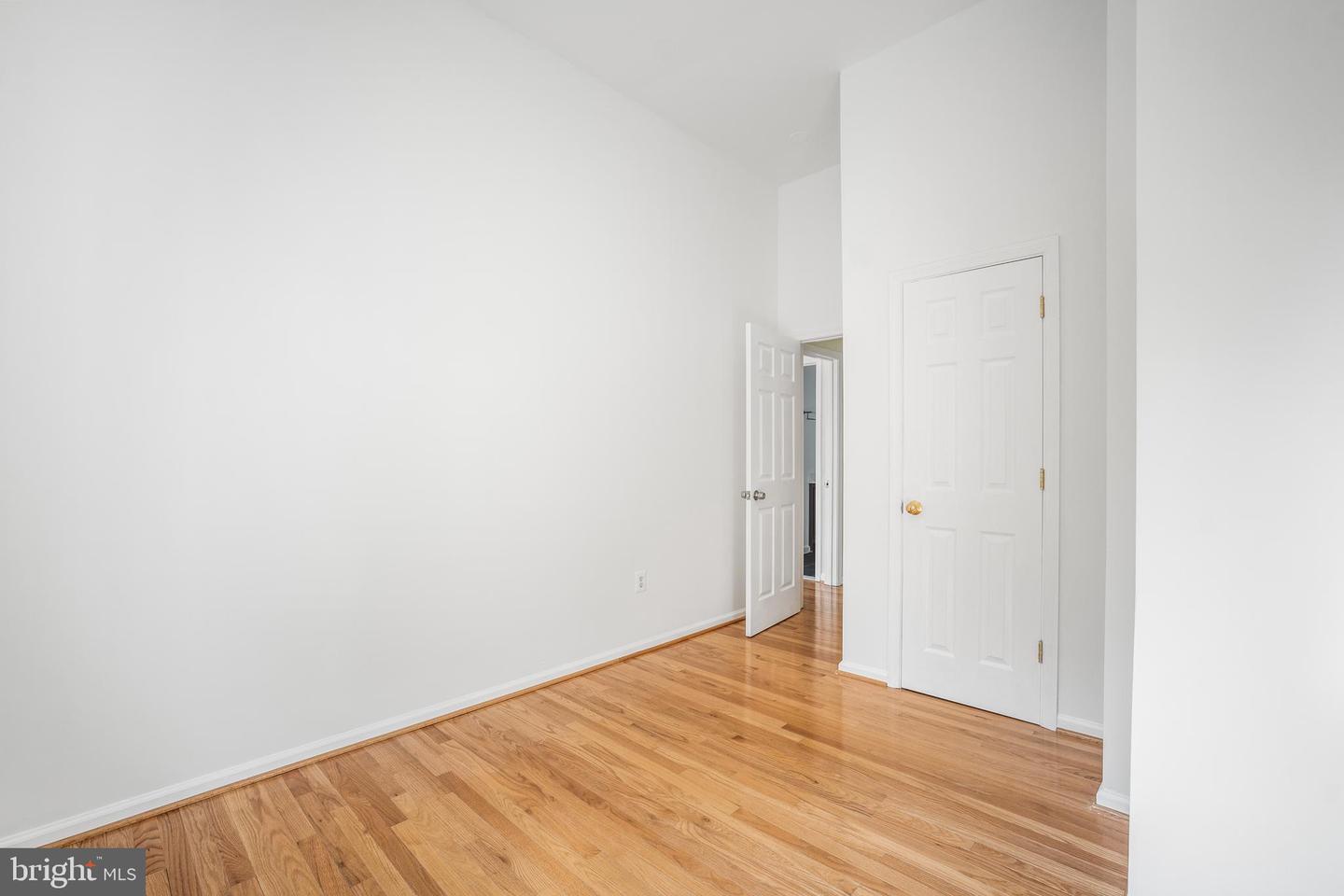 13320 SCIBILIA CT, FAIRFAX, Virginia 22033, 5 Bedrooms Bedrooms, ,3 BathroomsBathrooms,Residential,For sale,13320 SCIBILIA CT,VAFX2263466 MLS # VAFX2263466