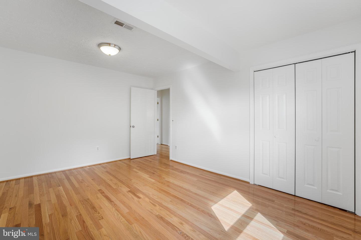 13320 SCIBILIA CT, FAIRFAX, Virginia 22033, 5 Bedrooms Bedrooms, ,3 BathroomsBathrooms,Residential,For sale,13320 SCIBILIA CT,VAFX2263466 MLS # VAFX2263466