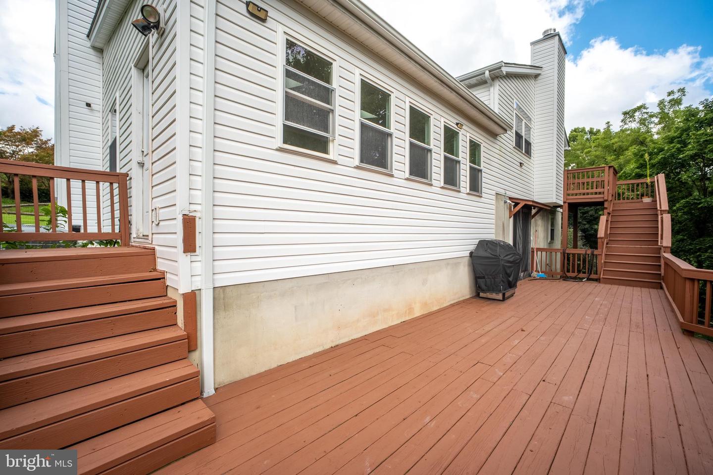 13320 SCIBILIA CT, FAIRFAX, Virginia 22033, 5 Bedrooms Bedrooms, ,3 BathroomsBathrooms,Residential,For sale,13320 SCIBILIA CT,VAFX2263466 MLS # VAFX2263466