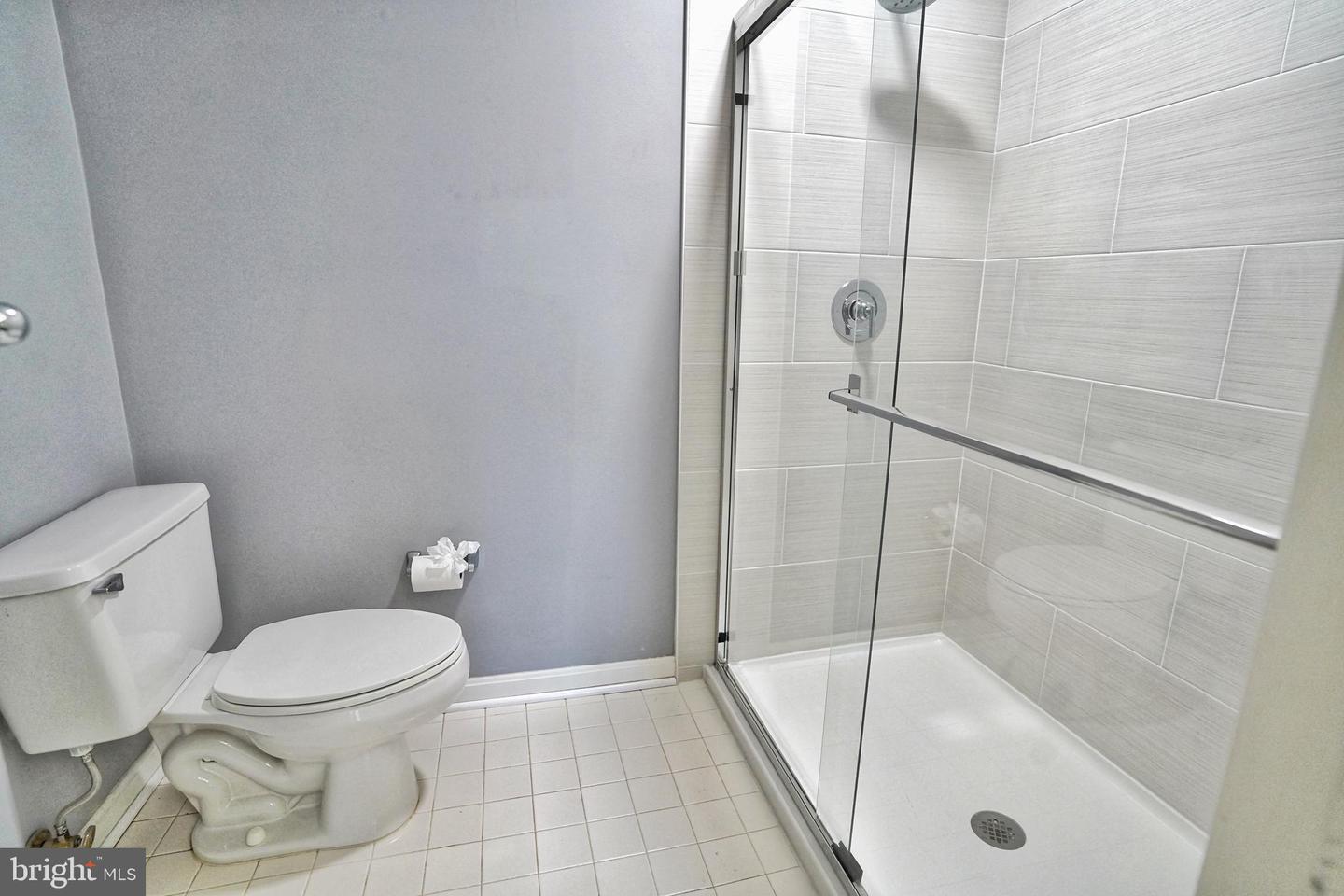 8024 READINGTON CT, SPRINGFIELD, Virginia 22152, 3 Bedrooms Bedrooms, 7 Rooms Rooms,2 BathroomsBathrooms,Residential,For sale,8024 READINGTON CT,VAFX2263496 MLS # VAFX2263496